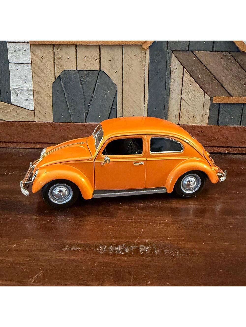 Bburago 1955 VW Beetle 1:18 Diecast 1,000,000th Edition Orange Bug